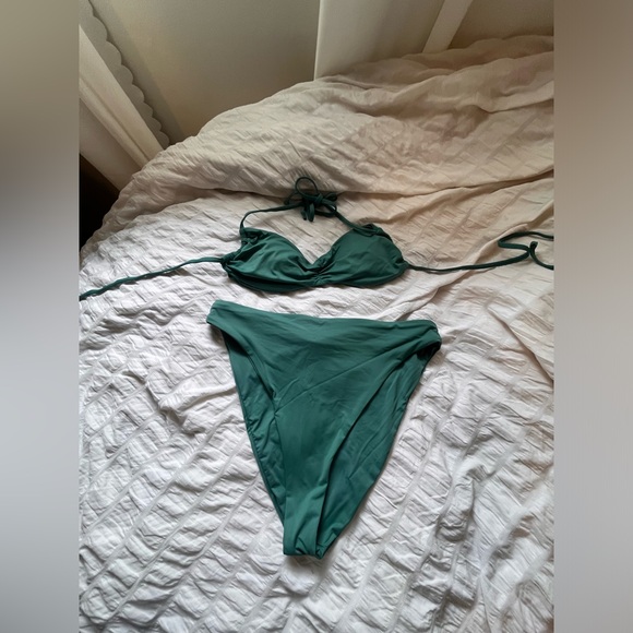 Dippin daisies bikini - Picture 4 of 4